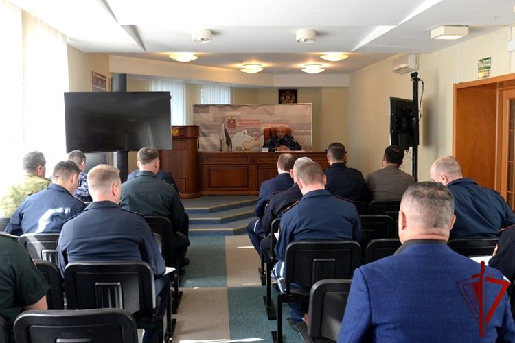 В Югре продолжается акция «Каникулы с Росгвардией»
