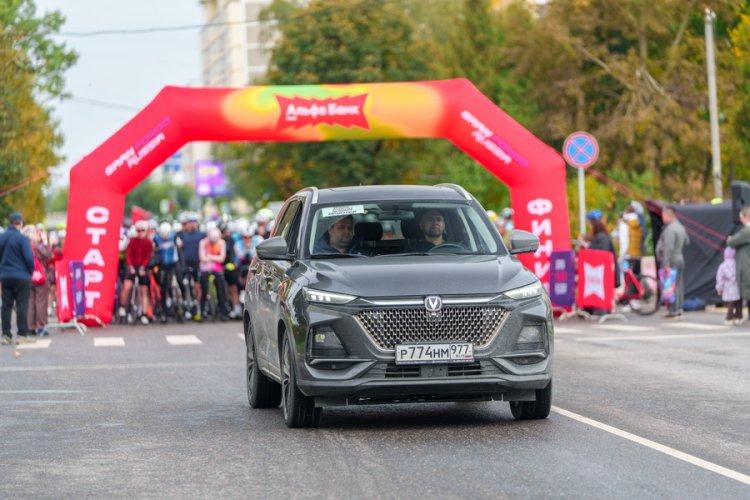Кроссоверы CHANGAN поддержали финальный этап Gran Fondo Russia 2026