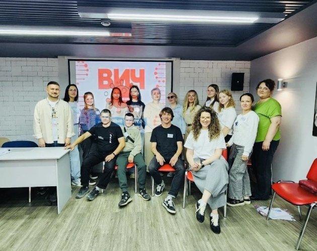 В Свердловской области подготовили новых консультантов для поддержки людей с ВИЧ