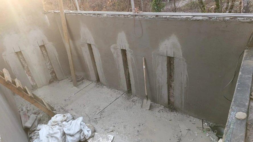 Алмазное бурение отверстий в Сочи и Краснодарском крае выполняет компания “Алмазный мастер“